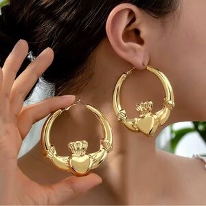 Big chunky claddagh hoop earrings IriSh